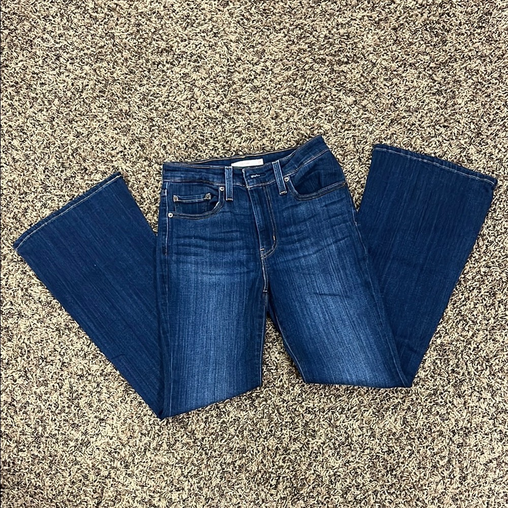 Levi’s Women's Blue Jeans - Size 27